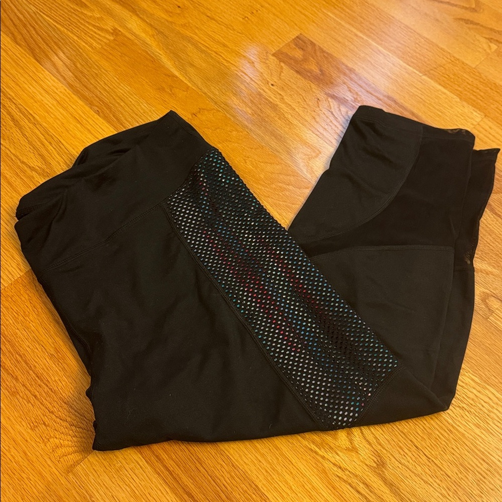 Jockey Black Capri Leggings with Iridescent Dot Panels